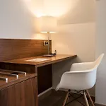 Piramide Otel 2*