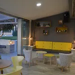 Hotel Piramide