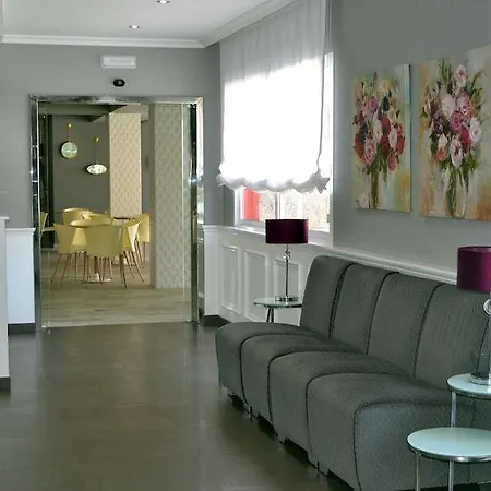 Hotel Piramide 2*