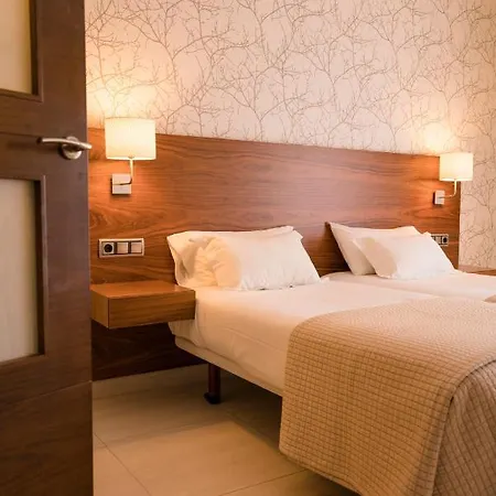 Piramide Hotell Portonovo