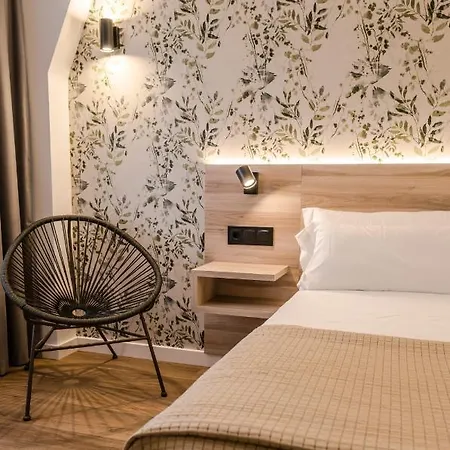 Piramide Hotel Portonovo
