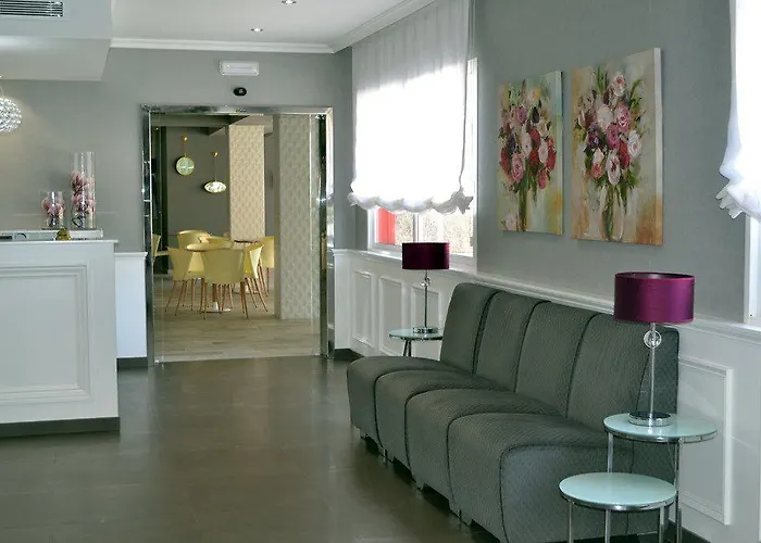 Piramide 2* Πόρτο Νόβο