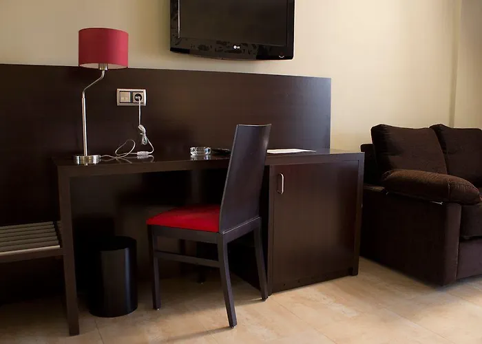 Piramide Ξενοδοχείο 2*