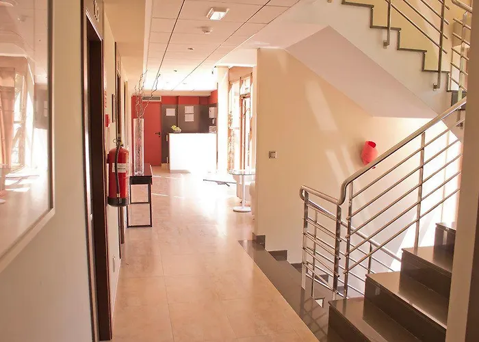 Piramide Πόρτο Νόβο