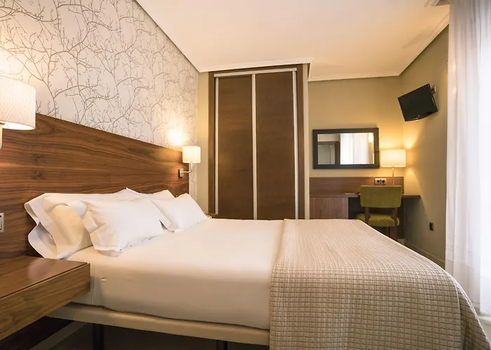 Hotel Piramide Portonovo